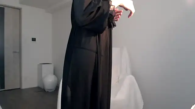 Lily 0000 online show from January 18, 2025, 3:16 pm