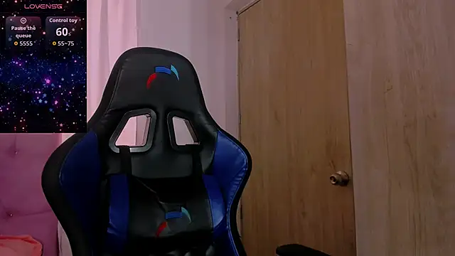 Snapshot of ParisShayk chatting on February 9, 2026, 6:45 pm ParisShayk online show from February 9, 2026, 6:45 pm