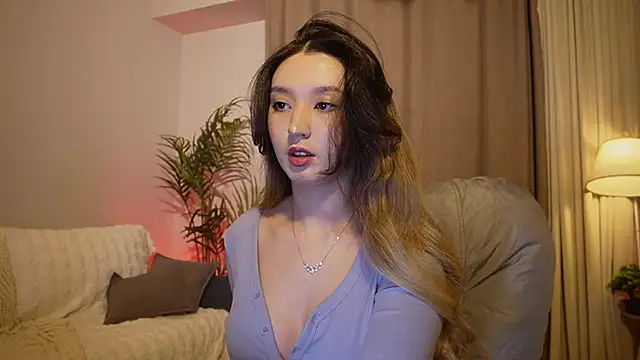 Sarasuo1 online show from October 10, 2025, 3:11 pm