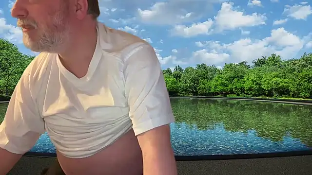 LondonTeffy online show from February 11, 2025, 10:28 pm