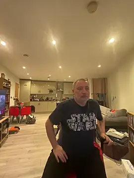 LondonTeffy online show from March 3, 2026, 10:04 pm