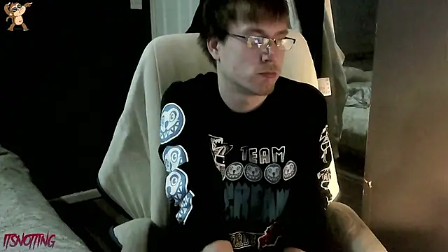 Snapshot of Itsnotting834 chatting on January 3, 2025, 7:50 pm Itsnotting834 online show from January 3, 2025, 7:50 pm