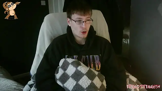 Snapshot of Itsnotting834 chatting on February 7, 2025, 1:11 pm Itsnotting834 online show from February 7, 2025, 1:11 pm