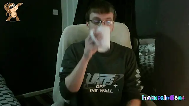 Snapshot of Itsnotting834 chatting on February 12, 2025, 9:01 pm Itsnotting834 online show from February 12, 2025, 9:01 pm