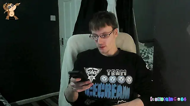 Snapshot of Itsnotting834 chatting on February 27, 2025, 9:58 pm Itsnotting834 online show from February 27, 2025, 9:58 pm