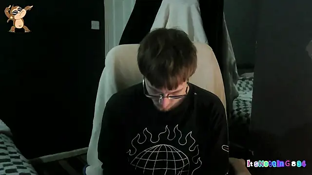 Snapshot of Itsnotting834 chatting on March 11, 2025, 1:05 am Itsnotting834 online show from March 11, 2025, 1:05 am