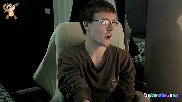 Snapshot of Itsnotting834 chatting on March 22, 2025, 9:42 pm Itsnotting834 online show from March 22, 2025, 9:42 pm