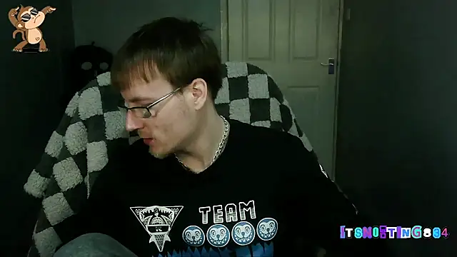 Snapshot of Itsnotting834 chatting on November 4, 2025, 12:21 am Itsnotting834 online show from November 4, 2025, 12:21 am