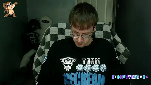 Snapshot of Itsnotting834 chatting on December 5, 2025, 8:27 pm Itsnotting834 online show from December 5, 2025, 8:27 pm