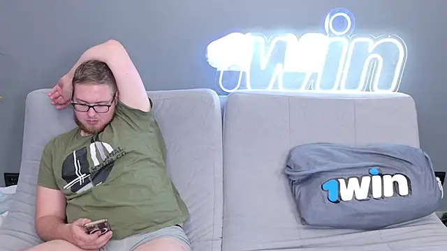 Snapshot of Ksenny chatting on December 22, 2024, 3:55 pm Ksenny online show from December 22, 2024, 3:55 pm