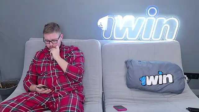 Snapshot of Ksenny chatting on February 6, 2025, 3:48 am Ksenny online show from February 6, 2025, 3:48 am