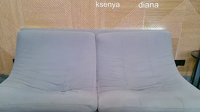 Snapshot of Ksenny chatting on October 1, 2025, 9:37 am Ksenny online show from October 1, 2025, 9:37 am