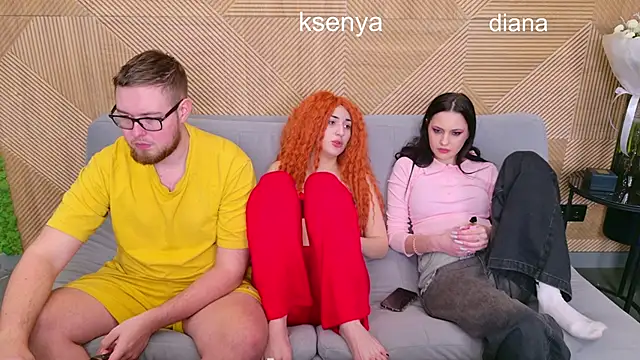 Snapshot of Ksenny chatting on February 9, 2026, 12:42 pm Ksenny online show from February 9, 2026, 12:42 pm