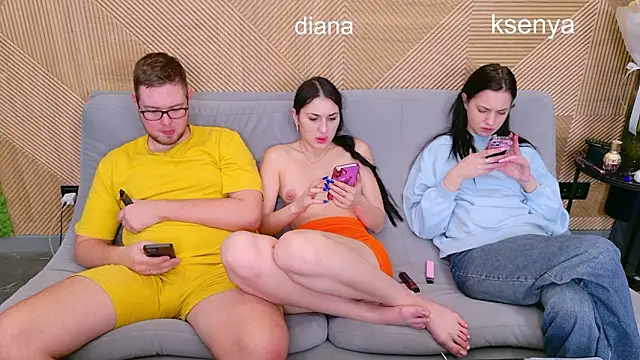 Snapshot of Ksenny chatting on February 28, 2026, 5:19 am Ksenny online show from February 28, 2026, 5:19 am