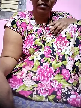 Tamilpriya46 online show from January 12, 2026, 1:33 am