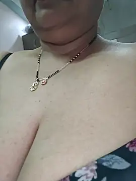 Dianaa9 online show from February 22, 2026, 5:11 pm