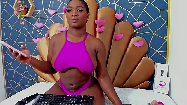 LORENSCOLLINS online show from February 1, 2025, 1:51 pm