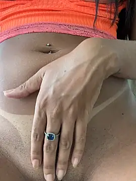 Francielediass online show from February 25, 2026, 6:50 pm