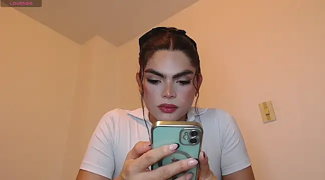 cheryl blossom69 online show from January 15, 2025, 11:08 pm