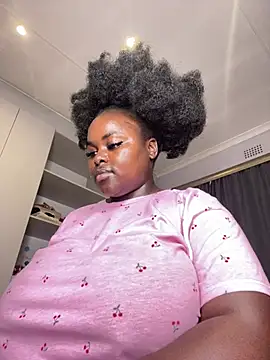 Snapshot of Honeycoco0211 chatting on March 7, 2026, 9:01 pm Honeycoco0211 online show from March 7, 2026, 9:01 pm