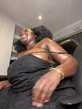 Snapshot of Honeycoco0211 chatting on March 23, 2026, 4:11 pm Honeycoco0211 online show from March 23, 2026, 4:11 pm