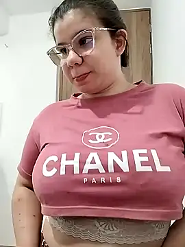 Danzel1105 online show from January 24, 2025, 8:44 am