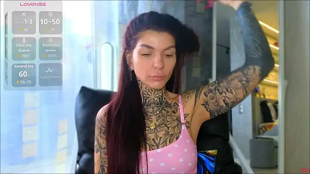 tattooedBabyy online show from May 7, 2026, 9:14 am