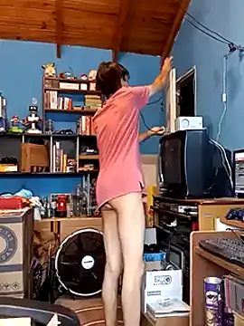 takumysexy online show from May 6, 2026, 2:22 pm