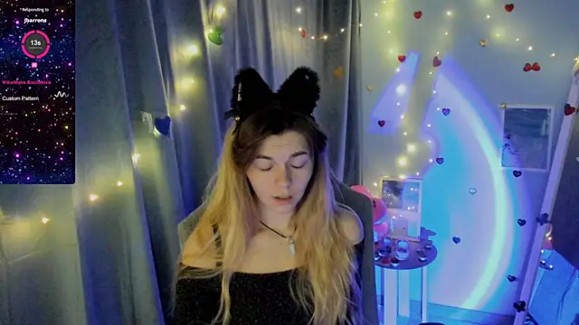 Sweet me  online show from February 19, 2025, 7:05 pm