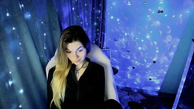 Sweet me  online show from November 23, 2025, 7:08 am