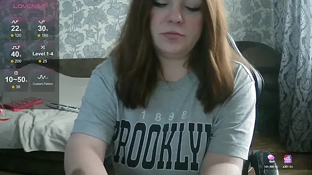 Snapshot of Sabrina_Poison chatting on December 6, 2024, 8:15 am Sabrina Poison online show from December 6, 2024, 8:15 am