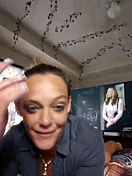 Snapshot of Dixiefaye_Pika chatting on May 1, 2026, 5:39 pm Dixiefaye Pika online show from May 1, 2026, 5:39 pm
