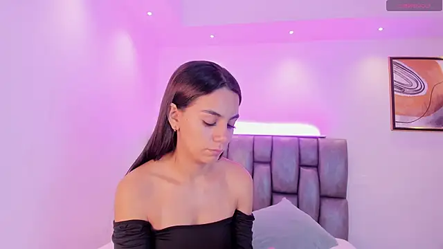 Snapshot of martina_mancini chatting on February 5, 2025, 12:17 pm martina mancini online show from February 5, 2025, 12:17 pm