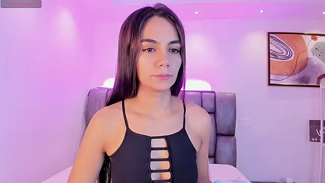 Snapshot of martina_mancini chatting on February 12, 2025, 1:37 pm martina mancini online show from February 12, 2025, 1:37 pm