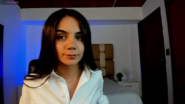 Snapshot of martina_mancini chatting on March 8, 2025, 7:31 pm martina mancini online show from March 8, 2025, 7:31 pm