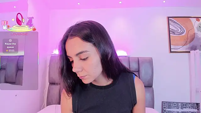 Snapshot of martina_mancini chatting on October 2, 2025, 2:46 pm martina mancini online show from October 2, 2025, 2:46 pm