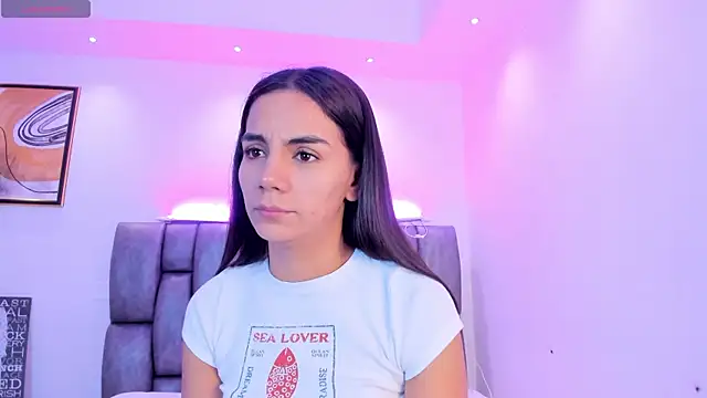 Snapshot of martina_mancini chatting on October 24, 2025, 12:34 pm martina mancini online show from October 24, 2025, 12:34 pm