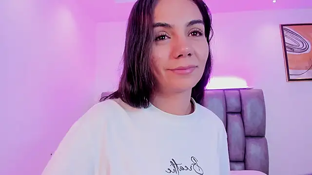 Snapshot of martina_mancini chatting on January 11, 2026, 3:28 pm martina mancini online show from January 11, 2026, 3:28 pm