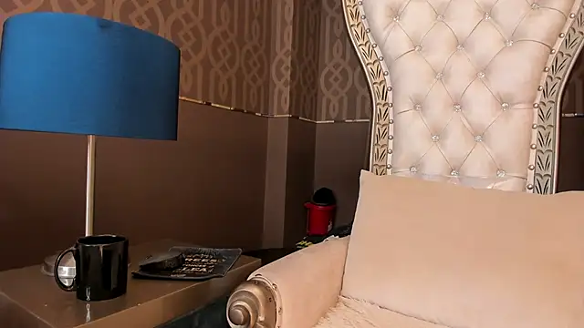 Snapshot of Janna_Rousse_ chatting on January 27, 2025, 9:11 pm Janna Rousse online show from January 27, 2025, 9:11 pm