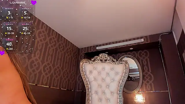 Snapshot of Janna_Rousse_ chatting on February 5, 2025, 6:15 pm Janna Rousse online show from February 5, 2025, 6:15 pm