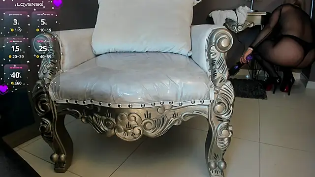 Snapshot of Janna_Rousse_ chatting on February 6, 2025, 12:05 pm Janna Rousse online show from February 6, 2025, 12:05 pm