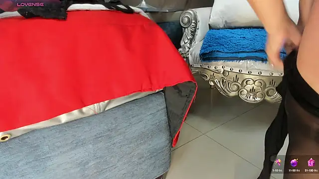 Snapshot of Janna_Rousse_ chatting on February 20, 2025, 11:53 am Janna Rousse online show from February 20, 2025, 11:53 am