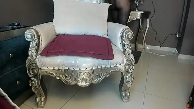 Snapshot of Janna_Rousse_ chatting on March 10, 2025, 12:15 pm Janna Rousse online show from March 10, 2025, 12:15 pm