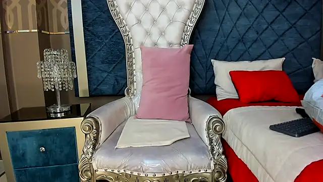 Snapshot of Janna_Rousse_ chatting on October 17, 2025, 11:57 am Janna Rousse online show from October 17, 2025, 11:57 am