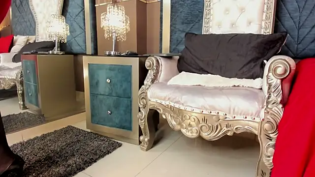 Snapshot of Janna_Rousse_ chatting on October 27, 2025, 12:09 pm Janna Rousse online show from October 27, 2025, 12:09 pm