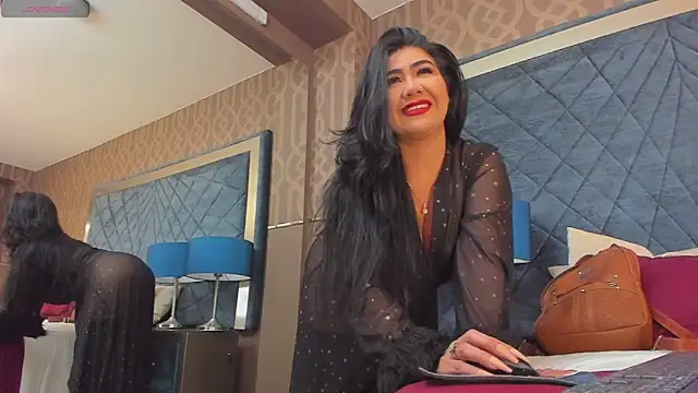 Snapshot of Janna_Rousse_ chatting on November 22, 2025, 2:16 pm Janna Rousse online show from November 22, 2025, 2:16 pm