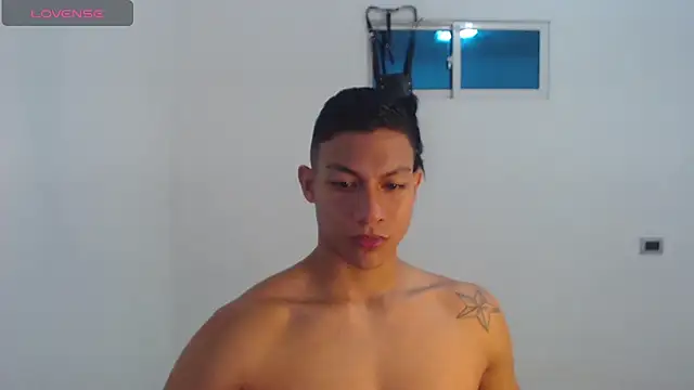 aalan foxter online show from March 7, 2025, 3:51 am