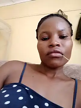 petite babe online show from February 17, 2026, 7:38 am