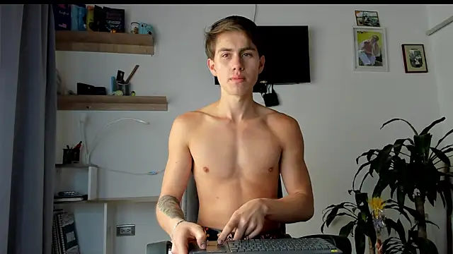 manucute 23  online show from February 16, 2026, 2:46 pm