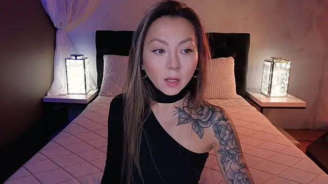 im casey online show from October 23, 2025, 6:02 am